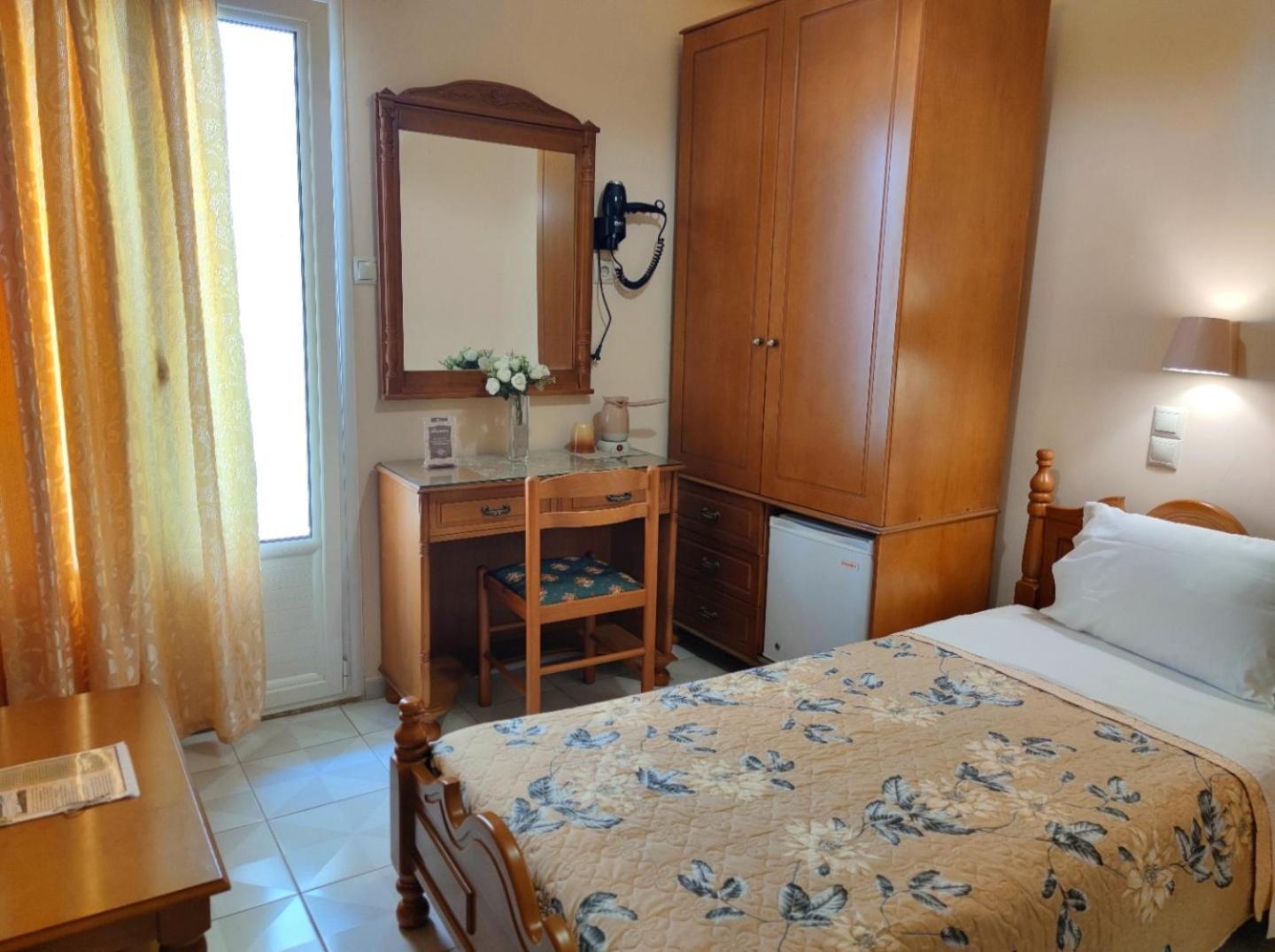 Hotel Anagennisis Frý Exteriér fotografie